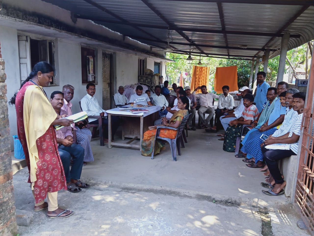 https://1ngo.sgp1.digitaloceanspaces.com/media/crwds/Environmental awareness meeting1.jpg